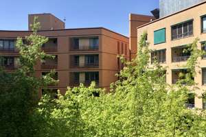 Schöne 3 Zi.-Wohnung mit 2 Balkonen & Blick in den begrünten Innenhof! Direkt am Potsdamer Platz! – Rudolf-von-Gneist-Gasse 4, 10785 Tiergarten, Berlin – Vorschaubild 1