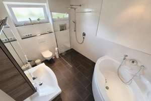Modernisierte Doppelhaushälfte mit Sonnenterrasse - provisionsfrei – Teutoburger-Wald-Str. 3, 28307 Arbergen, Bremen – Vorschaubild 8