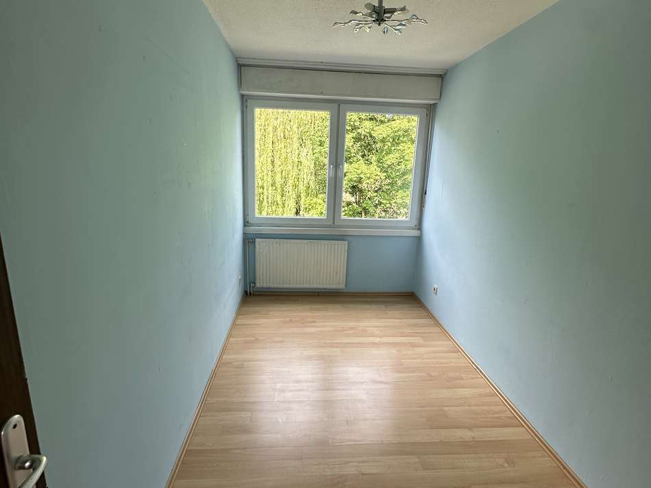 Schlafzimmer 4
