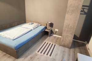Vollmöbliertes Zimmer in Fürth – Die vollständige Adresse der Immobilie erhältst du vom Anbieter., 90766 Scherbsgraben, Billinganlage, Fürth – Vorschaubild 2