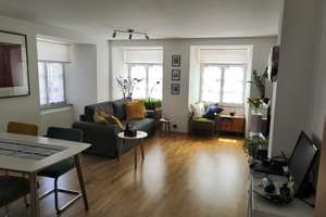 zentrale, moderne & lichtdurchflutete EG Wohnung 59qm / 2 Zimmer