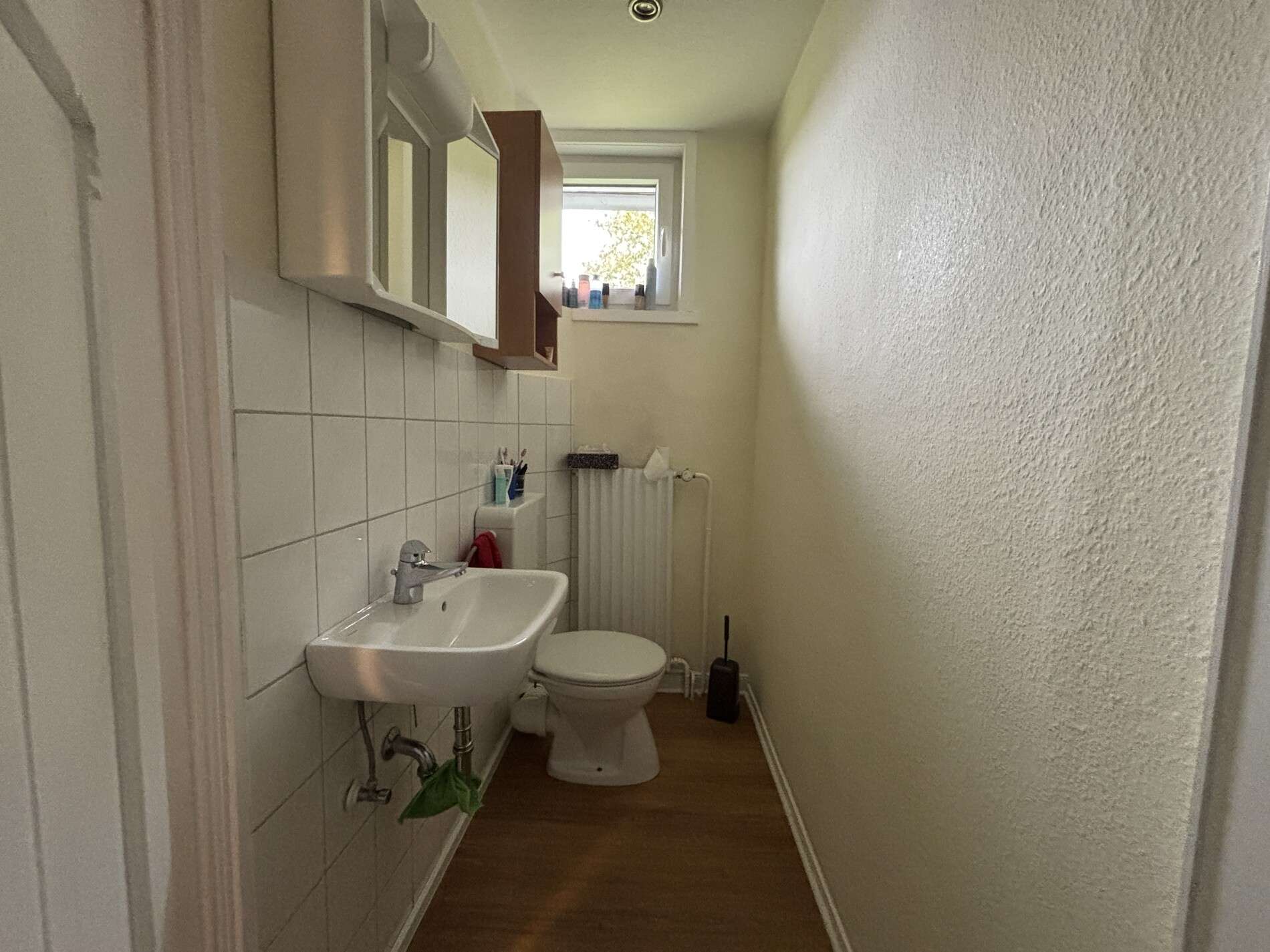 Immobilie in Lahntal - Traditionelles Hofensemble mit Weidefläche und Ausbaupotenzial–Ideal für Familie oder Tierliebhaber - Bild 6