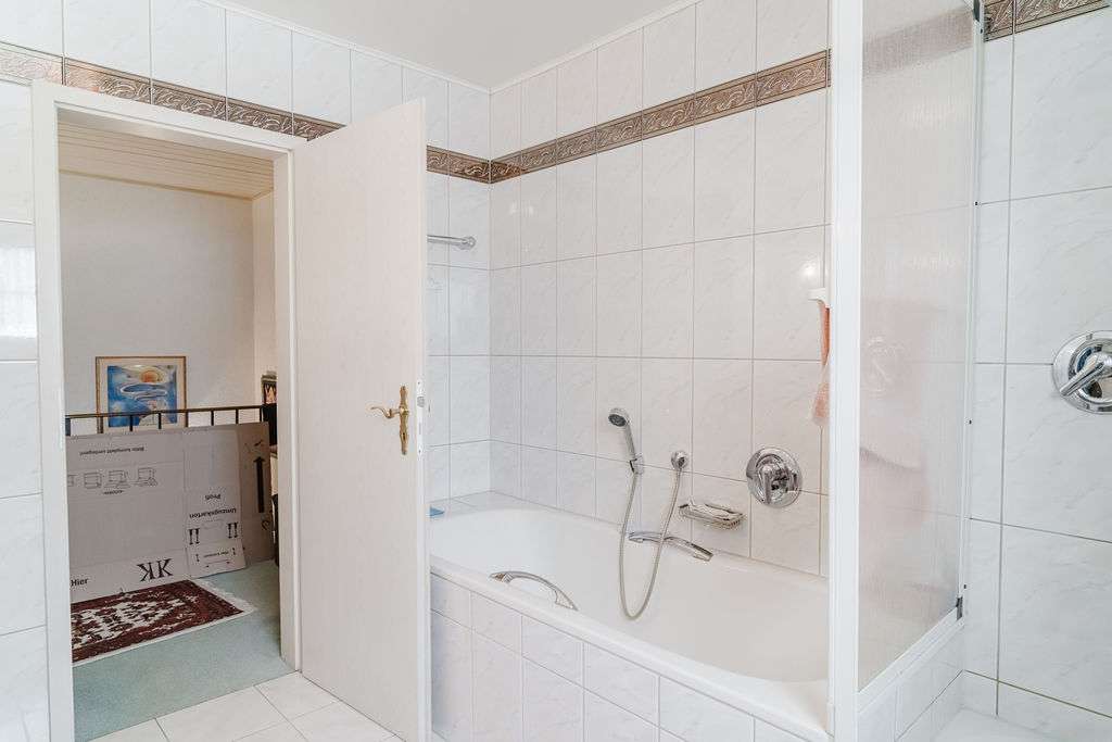 Immobilie in Niederwerth - Hier fühlt man sich wohl! 
Schöne Doppelhaushälfte auf dem Niederwerth - Bild 8