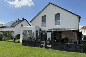 neuwertiges EFH -  Effizienzklasse A+, Traumgrundstück, Wärmepumpe, PV-Anlage – Erich-Kästner-Straße 8, 6184 Kabelsketal – Vorschaubild 4
