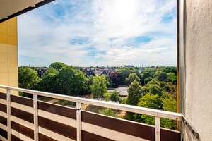 Westbalkon & Skylineblick – Leerstehende 2-Zimmer-Wohnung in Köln – Die vollständige Adresse der Immobilie erhältst du vom Anbieter., 51103 Höhenberg, Köln – Vorschaubild 7