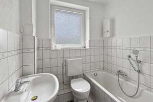 3-Zimmer-Wohnung mit Seeblick, Balkon und großem Gestaltungspotenzial im Grünen von HH-Bramfeld – Die vollständige Adresse der Immobilie erhältst du vom Anbieter., 22177 Bramfeld, Hamburg – Vorschaubild 9
