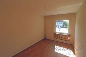 Gut geschnittene 4-Zimmer-Wohnung mit modernisiertem Bad:
mit 2 Balkone , Ruhig und gut angebunden – Die vollständige Adresse der Immobilie erhältst du vom Anbieter., 53175 Plittersdorf, Bonn – Vorschaubild 13