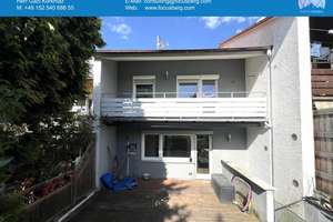 JETZT EINZIEHEN & WOHLFÜHLEN REIHENMITTELHAUS MIT GARTEN UND HOMEOFFICE-POTENZIAL – Die vollständige Adresse der Immobilie erhältst du vom Anbieter., 73431 südliche Bahnlinie, Aalen – Vorschaubild 2