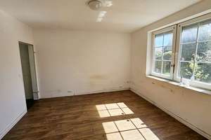 immo-schramm.de: Freistehendes Wohnhaus mit Einliegerwohnung – Die vollständige Adresse der Immobilie erhältst du vom Anbieter., 28309 Hemelingen (Ortsteil), Bremen – Vorschaubild 12