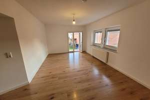 Gepflegte 3 Zimmer mit Einbauküche - in ruhiger Lage und sofort beziehbar!