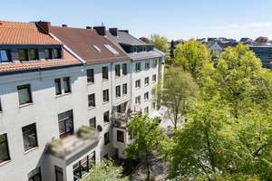 Bremen – Barkhof | 5-Parteien-Haus mit Garage und Innenhof in begehrter Lage – Die vollständige Adresse der Immobilie erhältst du vom Anbieter., 28209 Barkhof, Bremen – Vorschaubild 2