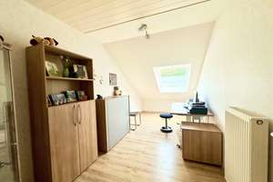 Praktisches Reihenmittelhaus in Essen-Katernberg mit Garten, Terrasse, Garage & Photovoltaikanlage – Die vollständige Adresse der Immobilie erhältst du vom Anbieter., 45327 Katernberg, Essen – Vorschaubild 11