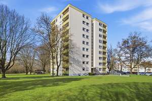 Vermietete 2-Zimmer-Wohnung mit Balkon und Tiefgaragenstellplatz in Augsburg-Lechhausen – Die vollständige Adresse der Immobilie erhältst du vom Anbieter., 86165 Lechhausen-Süd, Augsburg – Vorschaubild 1