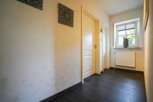 Gepflegtes Einfamilienhaus mit parkähnlichem Garten in bester Lage von Bunde! – Die vollständige Adresse der Immobilie erhältst du vom Anbieter., 26831 Bunde – Vorschaubild 7