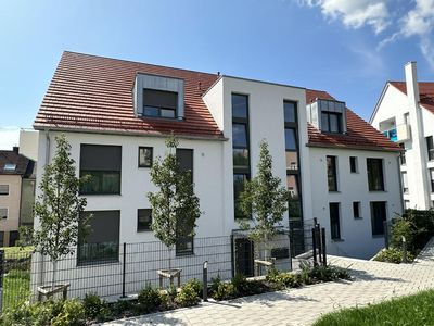 Exklusive Eigentumswohnung in der obersten Etage mit solidem Mieter - ideal für Kapitalanleger