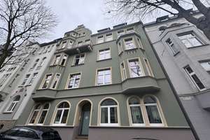 Herrliche Altbau-Wohnung mit Balkon gut angebunden in Hagen – Moltkestr. 8, 58089 Wehringhausen, Hagen – Vorschaubild 1