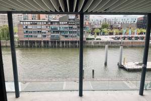 Elbarkaden, Apartment mit grandiosem Wasserblick auf den Magdeburger Hafen