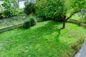 Gemütliches Wohnhaus mit Garage in ruhiger Lage von Schlicht an der Vils - renovierungsbedürftig – Amberg-Sulzbach (Kreis) – Vorschaubild 8