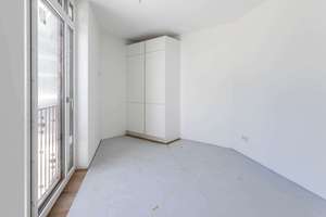 Erstbezug: Hochwertig möblierte 2-Zi-Wohnung – Nietzschestraße 13, 80807 Milbertshofen, München – Vorschaubild 2
