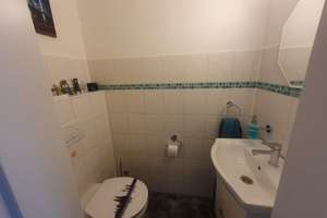 Großzügige 4-Zimmer-Wohnung mit Loggia und Einbauküche in Köln-Mülheim – langfristig zu vermieten! – Eulenbergstr. 37, 51065 Mülheim (Ortsteil), Köln – Vorschaubild 6
