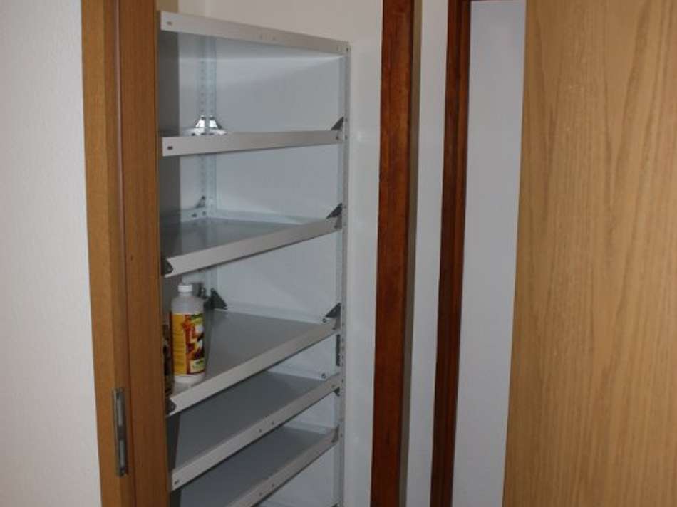 Abstellraum mit Einbauelemente