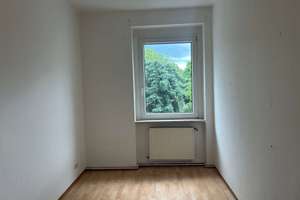 Familienwohnung mit separaten Zimmern, Küche mit Balkon mit Blick ins Grüne! – Damaschkestraße 101, 6110 Damaschkestraße, Halle (Saale) – Vorschaubild 15