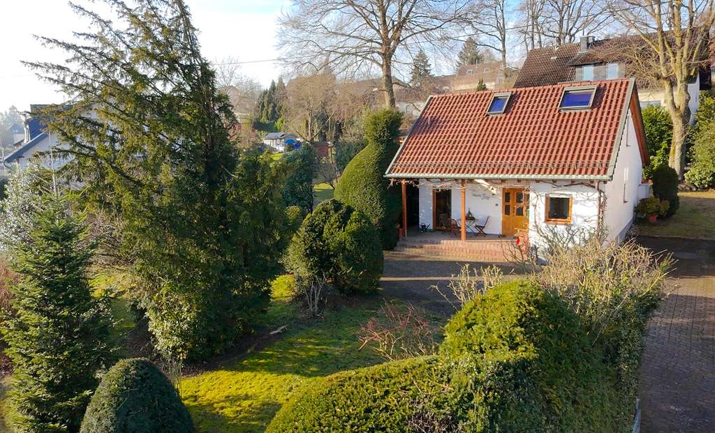 Immobilie in Linz am Rhein - Großzügiges Anwesen mit zwei Wohnhäusern auf ca. 1.490 m² Grundstück - Bild 1