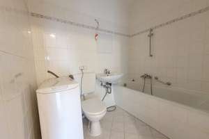 **JETZT EINZIEHEN**2-Zimmer-Wohnung // Balkon // 3.OG // Bad mit Wanne // ab Sofort – Plovdiver Straße 6, 4205 Grünau-Nord, Leipzig – Vorschaubild 2