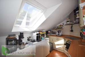 Großzügige 4-Zimmer-Dachgeschosswohnung mit 2 Balkonen, Garage & Teilungspotenzial – Die vollständige Adresse der Immobilie erhältst du vom Anbieter., 75180 Büchenbronn, Pforzheim – Vorschaubild 6