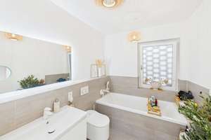 Wohnen mit Haus-Charakter: Triplexwohnung in der List – Gerrit-Engelke-Straße 21, 30177 List, Hannover – Vorschaubild 3