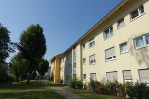 Schicke, attraktive 3-Zimmerwohnung mit Balkon und Garage – Die vollständige Adresse der Immobilie erhältst du vom Anbieter., 70439 Stammheim-Mitte, Stuttgart – Vorschaubild 2