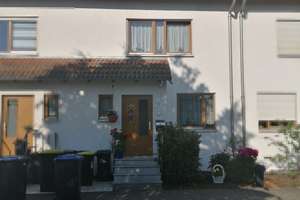 Geräumiges Reihenmittelhaus mit 3 Bädern und Garten, Keller und DG ausgebaut – Die vollständige Adresse der Immobilie erhältst du vom Anbieter., 4654 Frohburg – Vorschaubild 3