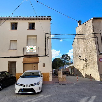 Beeindruckendes altes Haus zum Verkauf zur Renovierung in der Stadt El Palomar, Valencia