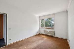 3 Zimmer, Garage, Lift, Loggia, Keller, ruhig, Süd-Lage, Zehlendorf, Küche und Bad mit Fenster – Die vollständige Adresse der Immobilie erhältst du vom Anbieter., 14169 Zehlendorf, Berlin – Vorschaubild 9