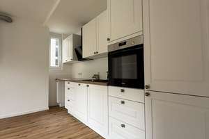 Stilvolle 2,5-Zimmer-Dachgeschosswohnung im Altbaucharme – Erstbezug, mit Balkon, frei – Reinsburgstr. 93, 70176 Rotebühl, Stuttgart – Vorschaubild 5