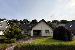 Einfamilienhaus in Brunsbüttel (bevorzugte Lage, 200 m zur Elbe, teilweise Elbblick, provisionsfrei) – Theodor-Storm-Straße 35, 25541 Brunsbüttel – Vorschaubild 11