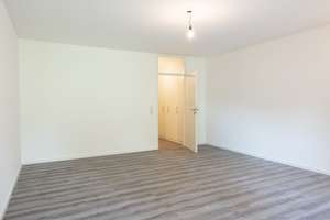 Helles Erdgeschoss-Apartment mit Terrasse in beliebter Lage von Köln-Junkersdorf – Die vollständige Adresse der Immobilie erhältst du vom Anbieter., 50858 Junkersdorf, Köln – Vorschaubild 3