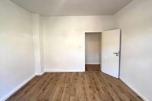 Großzügige 2-Zimmer-Wohnung nach Modernisierung sucht neue Mieter – Herbertshof 9, 45141 Stoppenberg, Essen – Vorschaubild 2