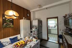 Modernisierungsbedürftige Doppelhaushälfte mit viel Potenzial in Waldbronn-Reichenbach. – Die vollständige Adresse der Immobilie erhältst du vom Anbieter., 76337 Waldbronn – Vorschaubild 4