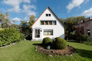 Energetisch saniertes Haus in ruhiger Lage! – Hannover – Vorschaubild 2