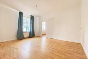 Schöne und helle 3 ZKDB Wohnung in gepflegtem Altbau mit viel Charme in Wuppertal-Cronenberg – Die vollständige Adresse der Immobilie erhältst du vom Anbieter., 42349 Cronenberg, Wuppertal – Vorschaubild 4