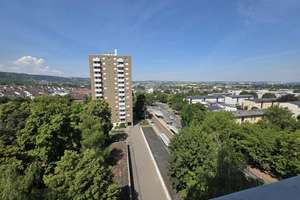 9 OG - Stuttgart-Giebel, ideal geschnittene 3-Zim-Wohnung in einem Mehrfamilienhaus mit Balkon