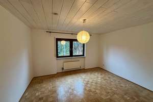 Wohnen mit Weitblick: neue Bäder, Garten, Kamin, PV und Garage – Heuweg 14, 90530 Wendelstein – Vorschaubild 11