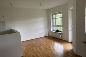 Renovierte 1-Zimmer-Wohnung mit Balkon, neuer EBK & Aufzug in Barleben – Die vollständige Adresse der Immobilie erhältst du vom Anbieter., 39108 Barleben – Vorschaubild 3