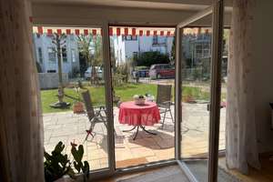 Gartenwohnung in Feldmoching: hochwert. möbl., Pauschalmiete (Doppel-Carport, Internet, Neb.kosten) – Die vollständige Adresse der Immobilie erhältst du vom Anbieter., 80995 Feldmoching, München – Vorschaubild 2