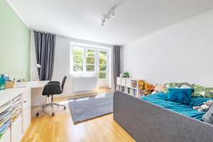 Haus im Haus: Altbau-Juwel trifft hochmodernes Design! – Die vollständige Adresse der Immobilie erhältst du vom Anbieter., 22607 Groß Flottbek, Hamburg – Vorschaubild 29