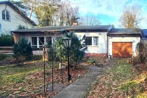 FINALER PREIS | 2 Bungalow-Handwerkerobjekte auf 926m² Grundstück in ruhiger Lage – Die vollständige Adresse der Immobilie erhältst du vom Anbieter., 16540 Hohen Neuendorf – Vorschaubild 1