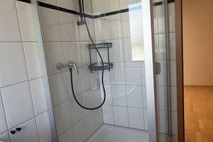 Viel Platz in Bochum: 4-Zimmer-Wohnung mit Balkon – Berneckerstr 17, 44799 Wiemelhausen, Bochum – Vorschaubild 6