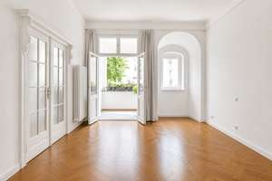 Detailverliebtes Altbau-Schmuckstück mit 4,5 Zimmern und zwei Balkonen – vermietet