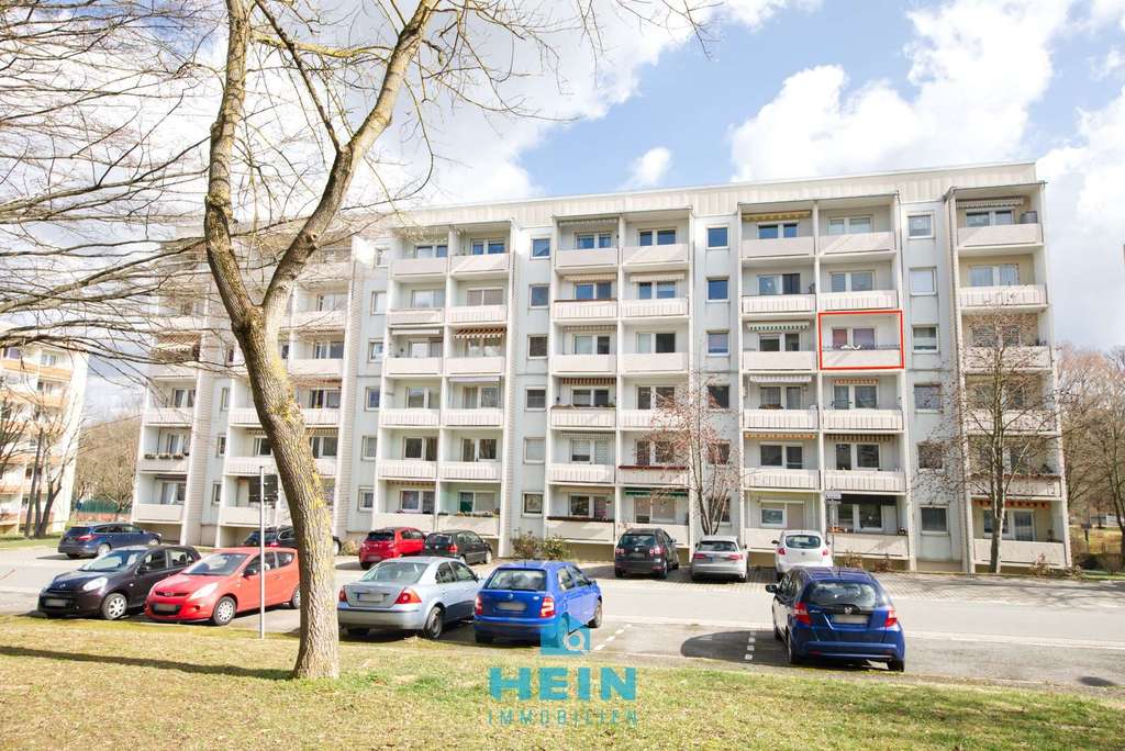 Immobilie in Mülsen - Wohnraum mit Perspektive: kleine Eigentumswohnung zum Modernisieren und Wohlfühlen! - Bild 1